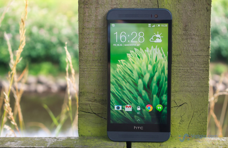 HTC One (E8) thiết kế vỏ nhựa