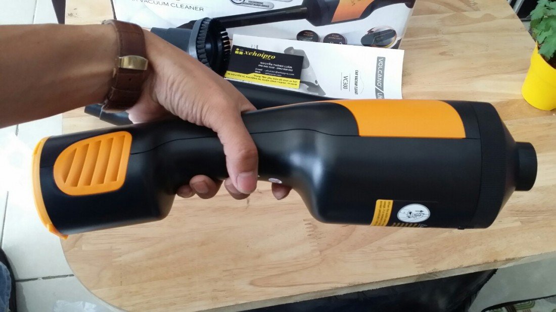 Máy hút bụi ô tô Volcano VC300 (Ảnh 2)