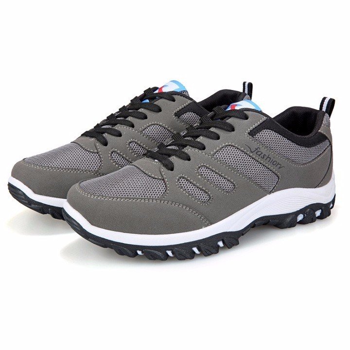 Giày sneaker 12