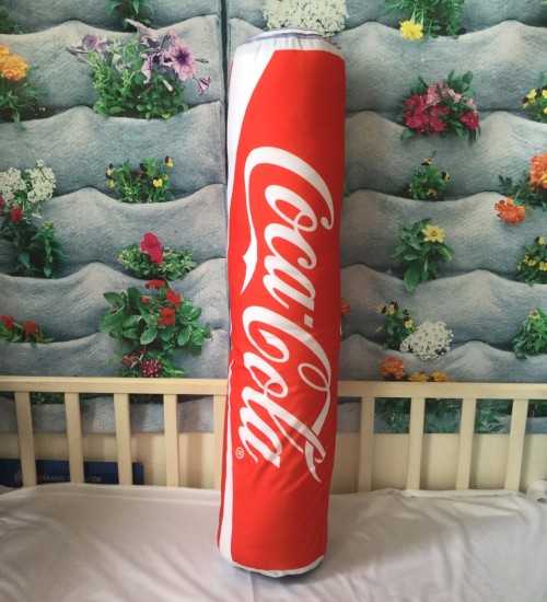 Gối 3D Coca Lon (Ảnh 1)