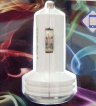 Sạc oto iPhone