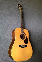 Guitar Yamaha 301