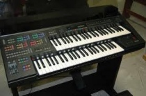 Yamaha HS-8